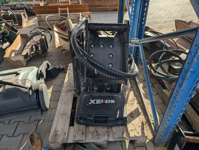 WhatsApp Image 2025-11-21 at 13.49.58 (3)